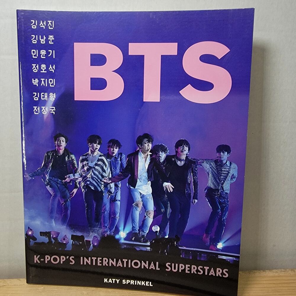 BOOK BTS K-Pop's International Superstars by Katie Sprinkel (paperback)